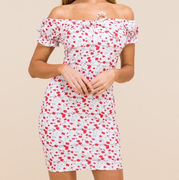 Floral Off The Shoulder Dress - Picture 4 of 7